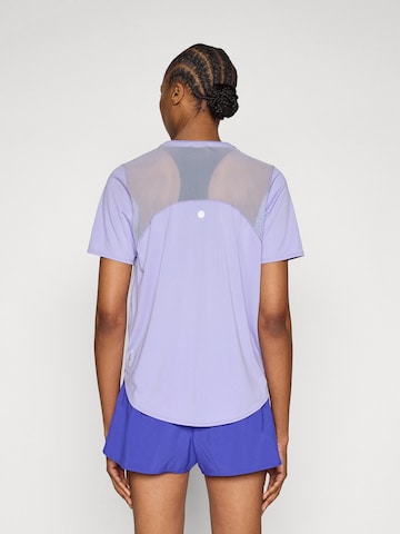 ASICS Λειτουργικό μπλουζάκι 'ROAD FADE' σε λιλά