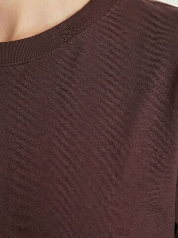 Maglietta 'T-Shirts' di Happiness İstanbul in marrone