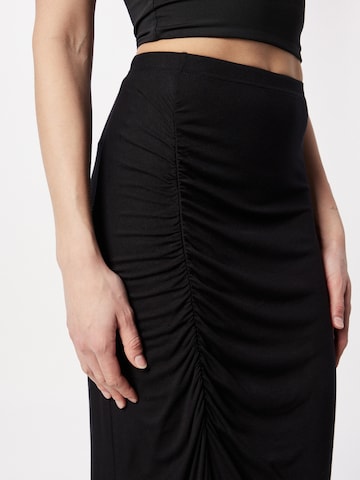 Dorothy Perkins Skirt in Black