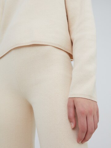 EDITED Sweater 'Alexandra' in Beige