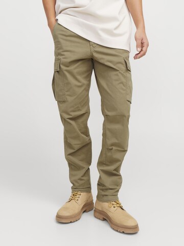 JACK & JONES Tapered Cargobroek 'JPSTAce JJTucker' in Groen: voorkant