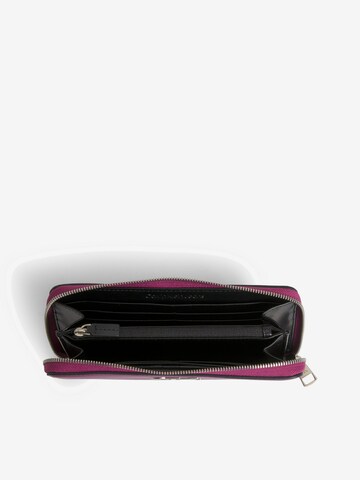 Calvin Klein Jeans Wallet in Purple