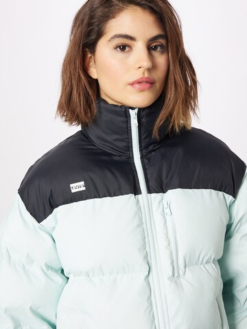 LEVI'S ® Tussenjas 'Noe Short Puffer' in Blauw