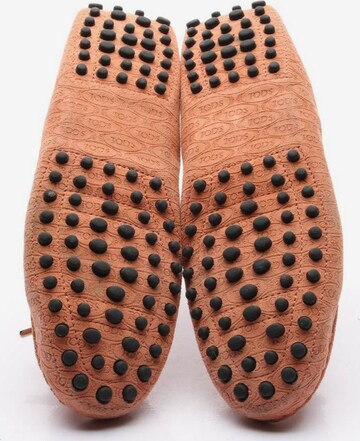 Tod's Flats & Loafers in 36 in Brown