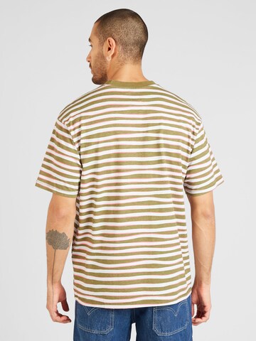 Tricou 'Red Tab Vintage Tee' de la LEVI'S ® pe verde