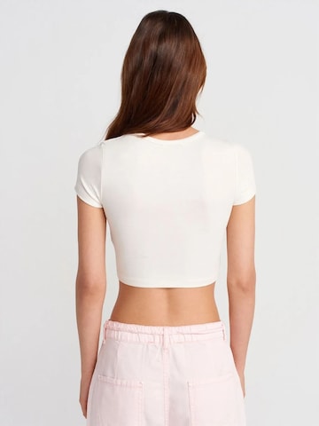 T-shirt 'T-Shirts' Dilvin en blanc