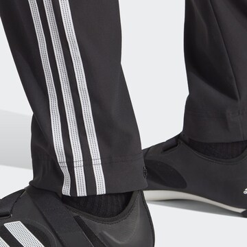 Regular Pantalon de sport 'The Trackstand' ADIDAS PERFORMANCE en noir