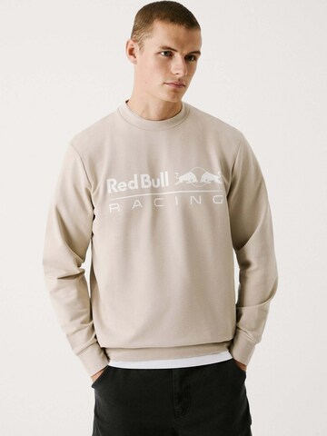 Sweat-shirt 'Red Bull Racing x Pepe Jeans' Red Bull Racing x Pepe Jeans en beige : devant