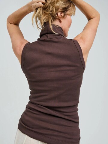 Seamless Basic Top 'Fleur' in Braun