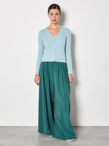 Apricot Strickjacke in Blau