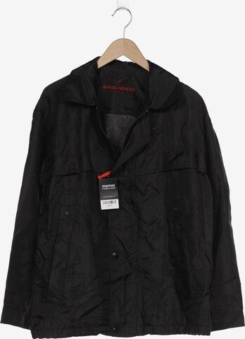 HECHTER PARIS Jacket & Coat in M-L in Black: front