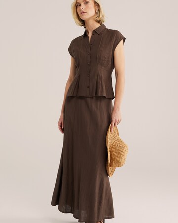 WE Fashion Blouse in Bruin