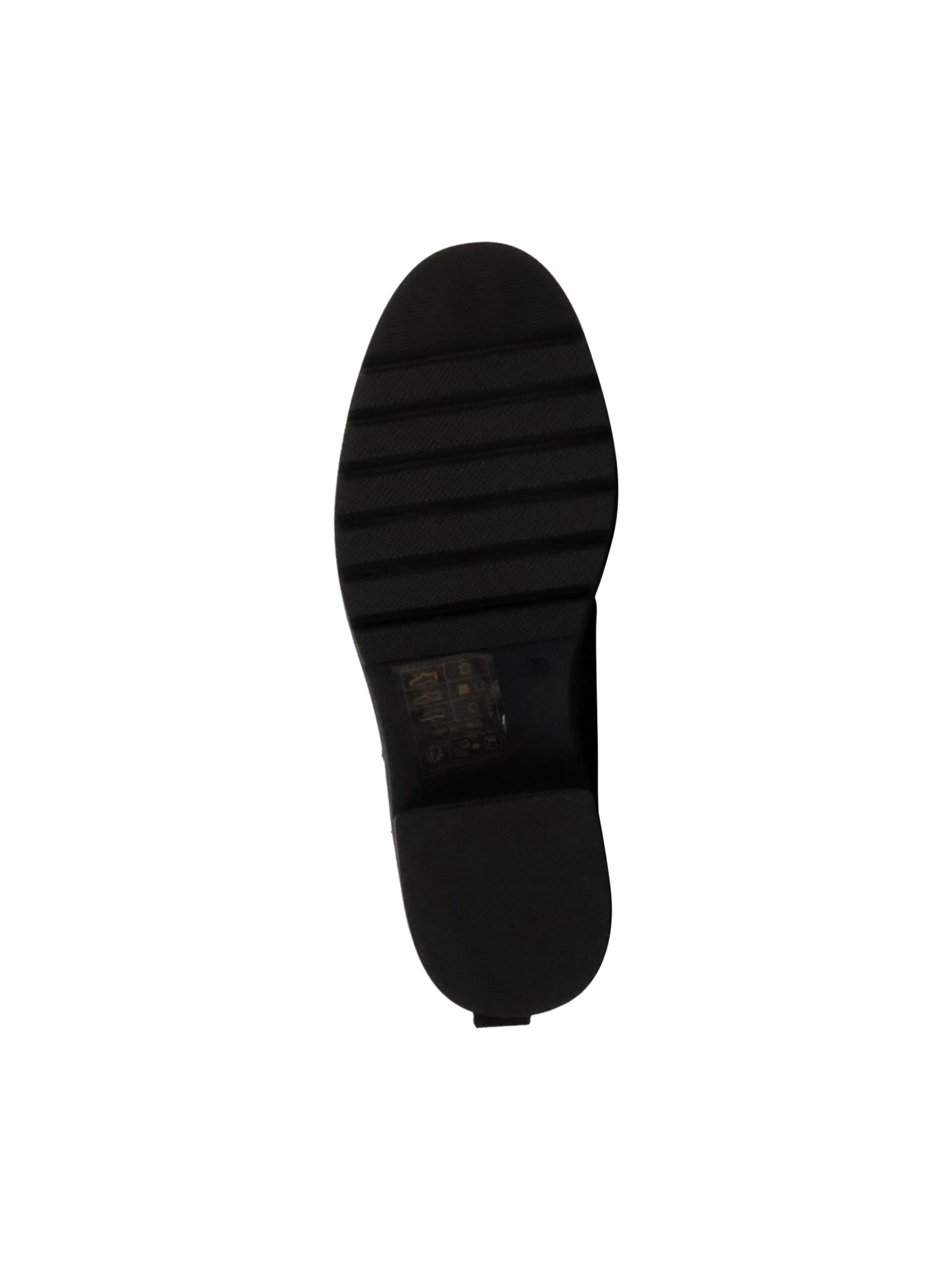 Boots 'Alénoa-Lederstiefeletten' The Divine Factory en noir