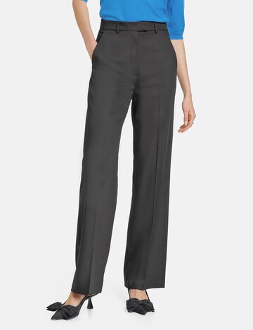 TAIFUN Regular Pleated Pants in Black: front