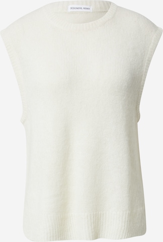 Designers Remix Sweater 'Verona' in Beige: front