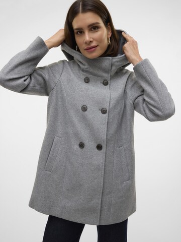 Manteau d’hiver 'FORTUNESHILA' VERO MODA en gris