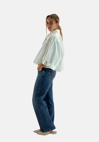 Elara Veste mi-saison en XS-XL en blanc, Vue avec produit