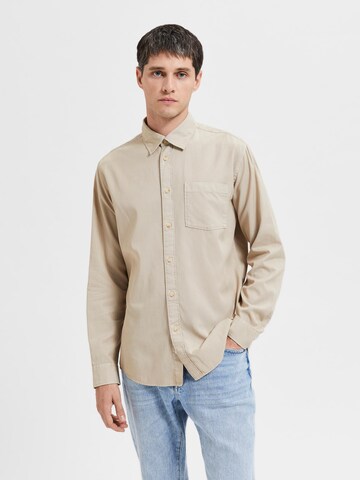 SELECTED HOMME Regular fit Overhemd in Beige: voorkant