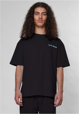 9N1M SENSE - Camiseta ' Sense Samothrace' en negro: frente