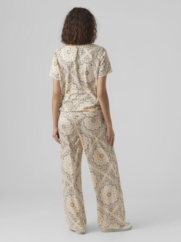 Vero Moda Maternity Shirt in Beige