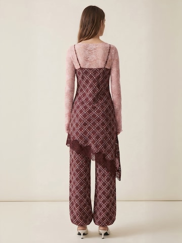 Robe ' Laikacras ' Crās en rouge