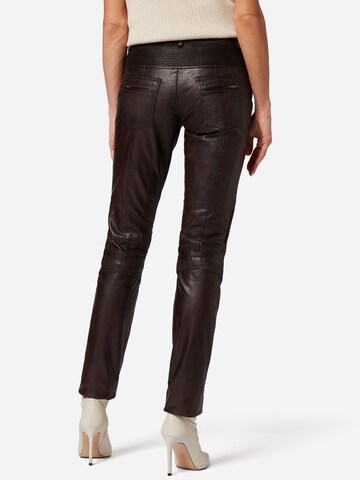 RICANO - Slimfit Pantalón 'Donna' en marrón