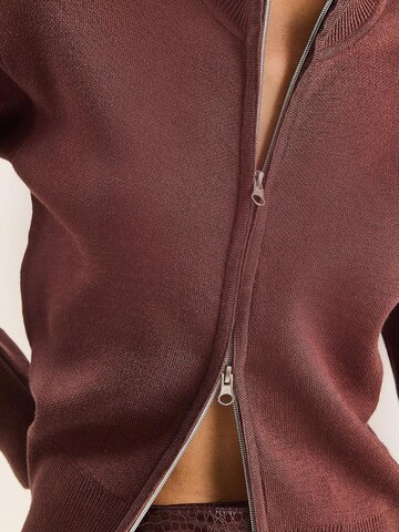 Bianco Lucci - Casaco de malha em vermelho