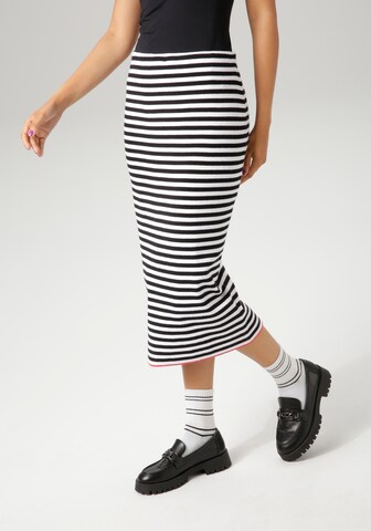 Aniston CASUAL Skirt in Black: front