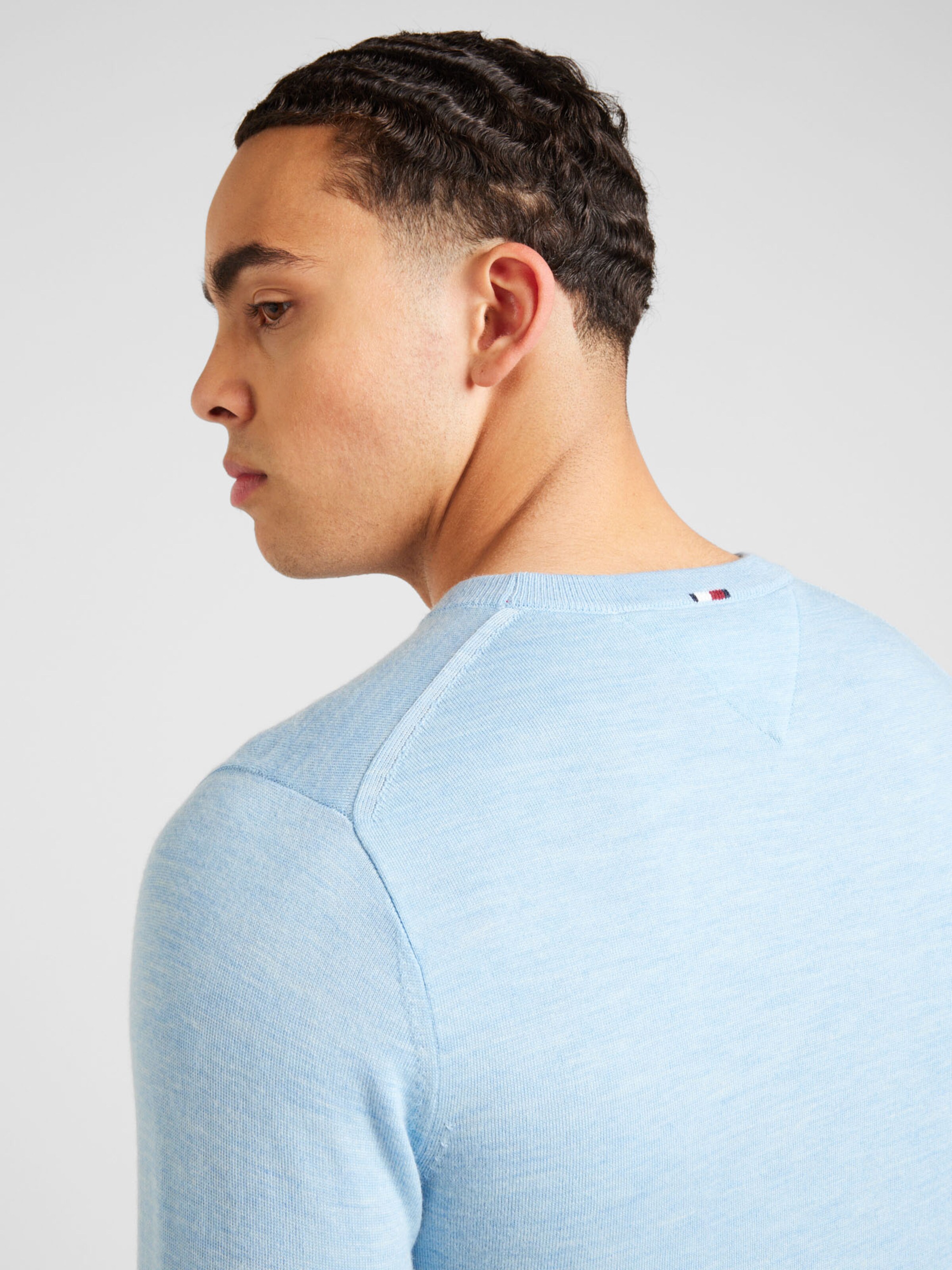 Pull over TOMMY HILFIGER en Bleu Ciel ABOUT YOU