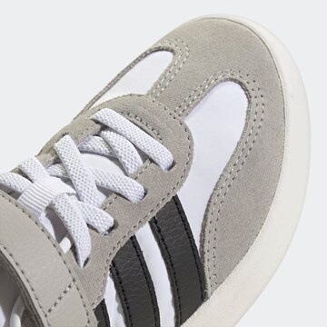 ADIDAS SPORTSWEAR Sneaker in Grau