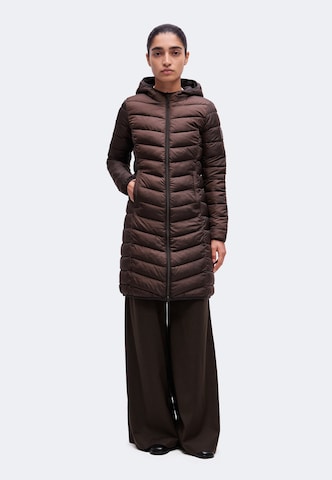 QS - Sobretudo de inverno em castanho: frente