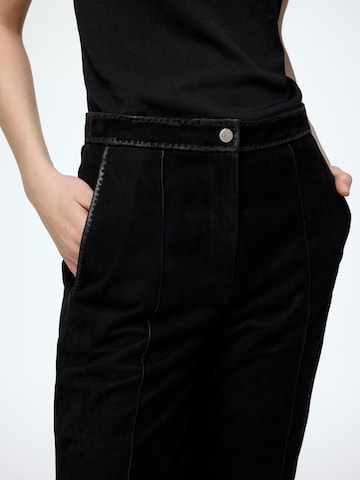 regular Pantaloni 'Asya' di V S P in nero