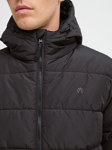 Cappotto invernale 'Amare' di North Bend in grigio