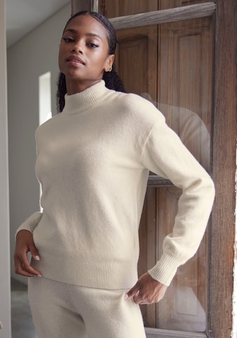 Pullover di LASCANA in beige