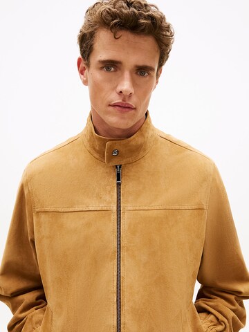 TOMMY HILFIGER Tussenjas 'Smart Casual' in Bruin