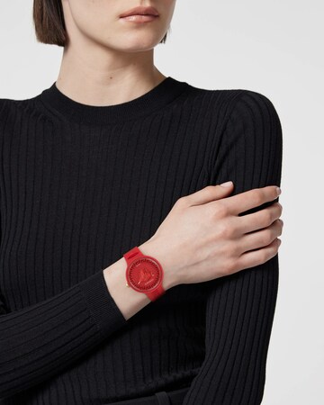 Montre à affichage analogique VERSACE en rouge