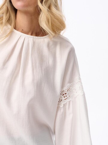 Blue Shadow Blouse in Beige