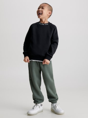 Calvin Klein Jeans Sweatshirt 'Instarsia' in Schwarz
