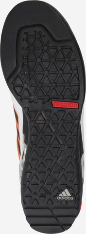 ADIDAS TERREX - Zapatos bajos 'Swift Solo Approach' en naranja