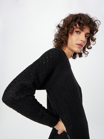 b.young Sweater 'TINKA' in Black