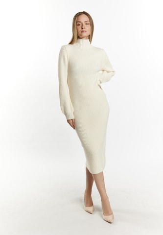 DreiMaster Klassik Knitted dress 'Casnagie' in White: front