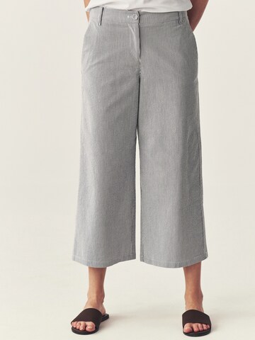 TATUUM Wide leg Byxa 'Nako 1' i vit