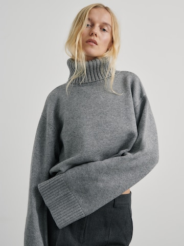 ABOUT YOU x Marie von Behrens Sweater 'Tilda' in Grey: front