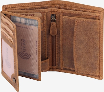 Benthill Wallet in Brown: front