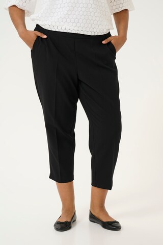 Effilé Pantalon 'Elia' KAFFE CURVE en noir : devant