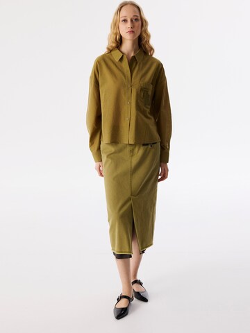 Twist Blouse in Green