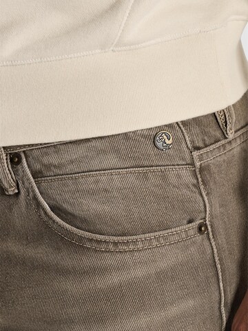 CAST IRON Lużny krój Jeansy 'Steeper relaxed fit jeans' w kolorze szary