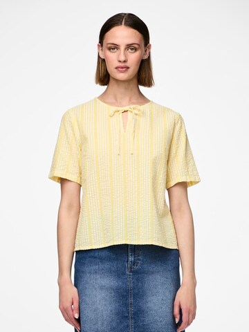 Camicia da donna 'TESSA' di PIECES in giallo: frontale