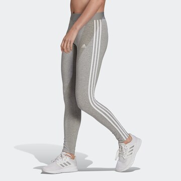 ADIDAS SPORTSWEAR Skinny Športové nohavice 'Essential' - Sivá: predná strana