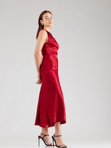 Robe de soirée & Other Stories en rouge